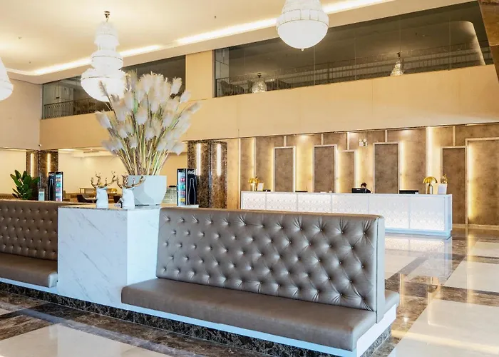 Hotel Enrich Grand