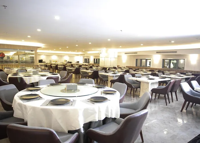 Hotel Enrich Grand *