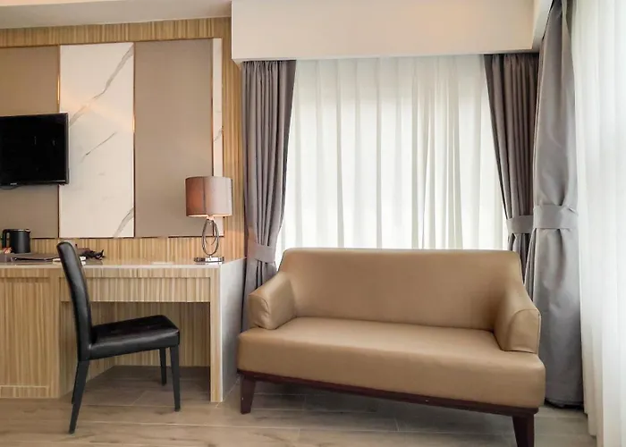 Hotel Enrich Grand *
