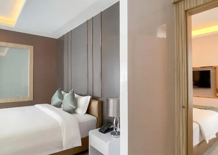 Hotel Enrich Grand *